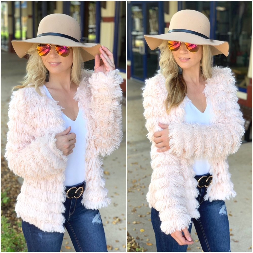 ✨RESTOCKED✨Cream blush open front jacket - Picture 4 of 5